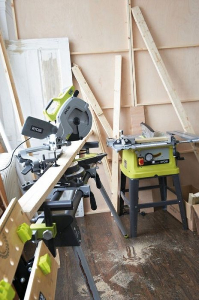 Пила торцовочная RYOBI EMS216L