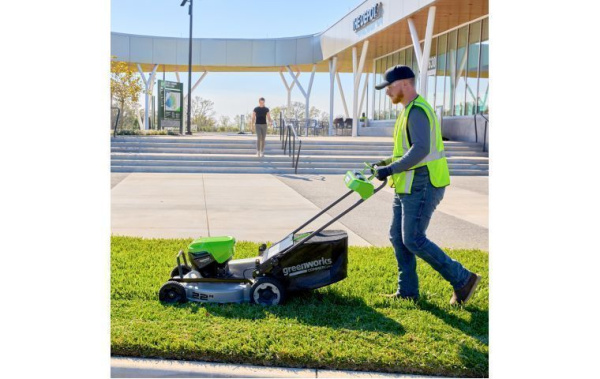 Газонокосилка аккумуляторная самоходная GreenWorks LM221S (Без АКБ и ЗУ) 2519407