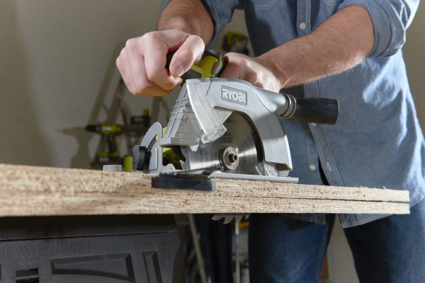 ONE + / Пила циркулярная RYOBI R18CS-0 (без батареи)