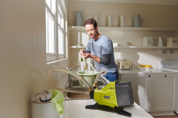 ONE + / Насос для перекачки воды RYOBI R18TP-0 (без батареи)