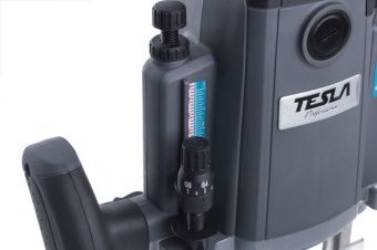 Фрезер TESLA TRE2200